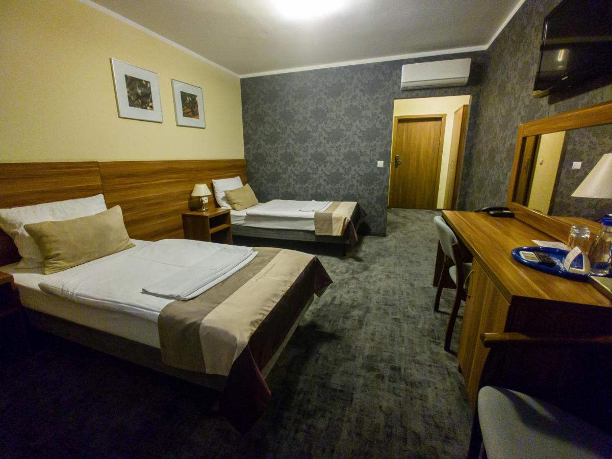 Zajazd U Dziadka Opole Kültér fotó